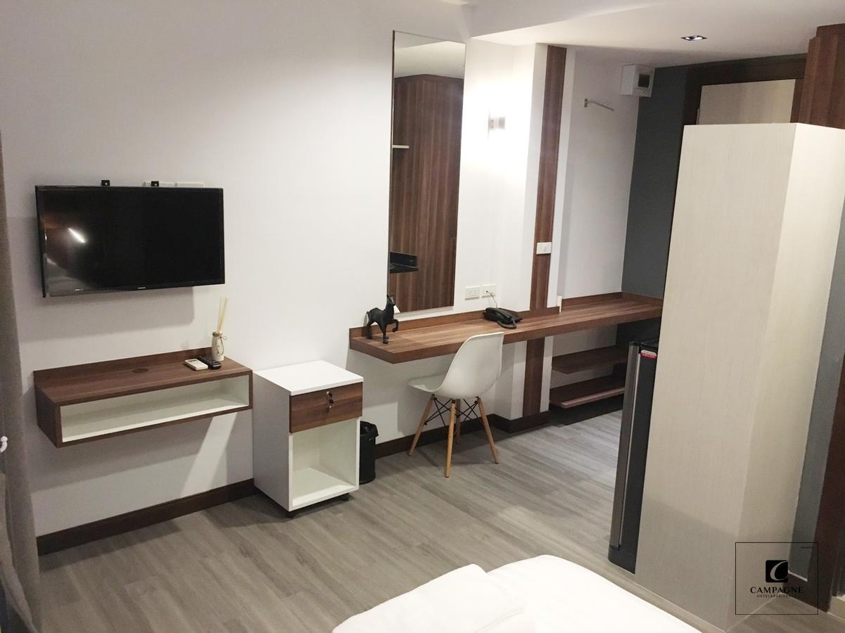 Campagne Hotel And Residence - Sha Plus Pathum Thani Exteriör bild